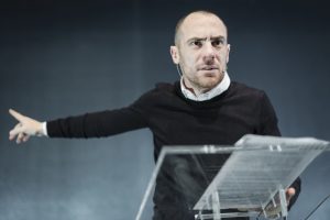 Elio Germano in Segnale d'allarme - Teatro delle Ali Breno